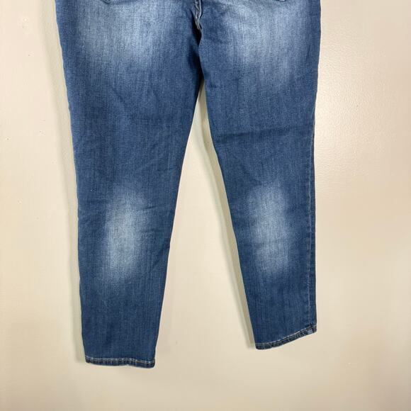 Judy Blue Women's Relaxed Fit Jeans Stretch Ankle Mid RiseMed Wash Size 31 - Picture 6 of 9